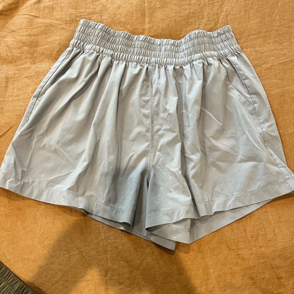 Vuori Villa Short